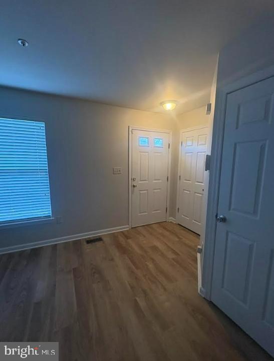 Building Photo - 225 Foxmanor Ln