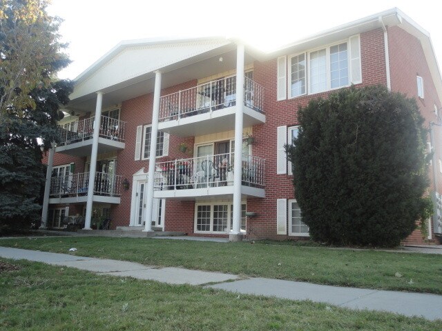 Primary Photo - 1333 Goodhue Blvd