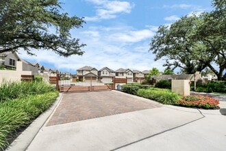 Building Photo - 1917 Barrel Oak Dr