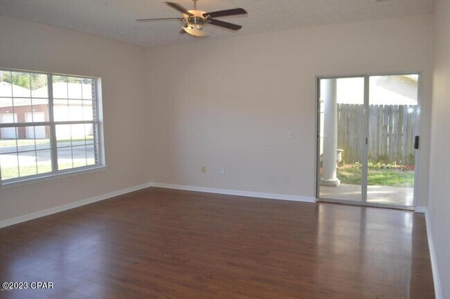 Building Photo - 5200 Joshua Ln