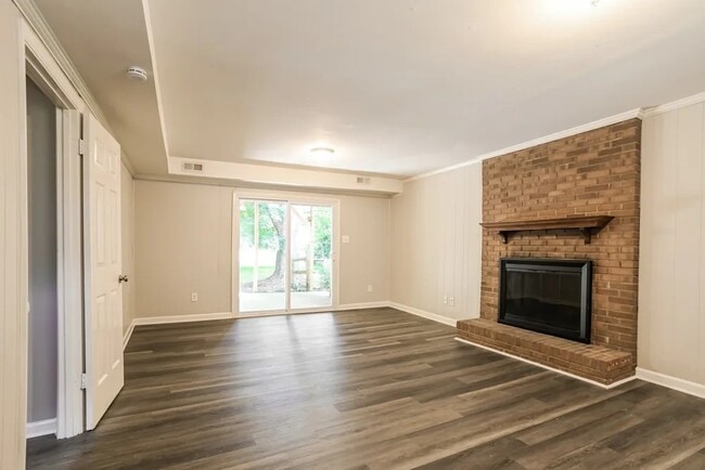 Building Photo - 8102 Sidras Ct