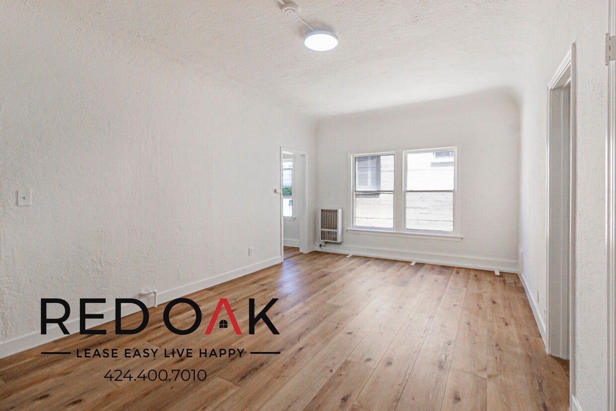 Foto principal - 739 Normandie Ave