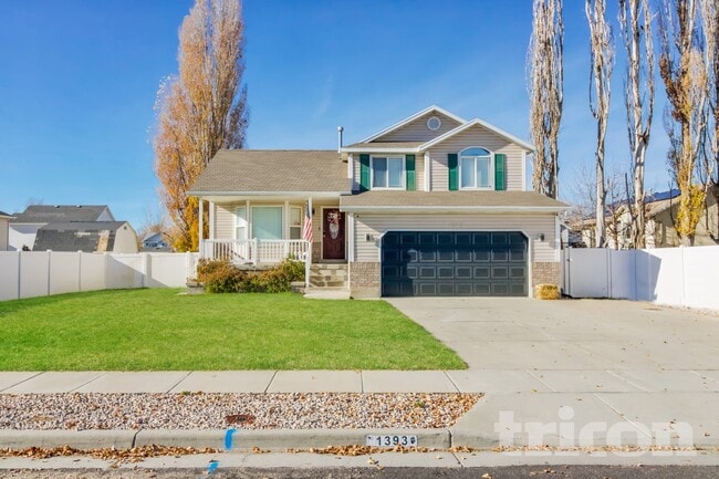 Building Photo - 1393 N 870 W