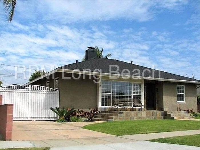2832 Charlemagne Ave, Long Beach, CA 90815 House Rental in Long Beach