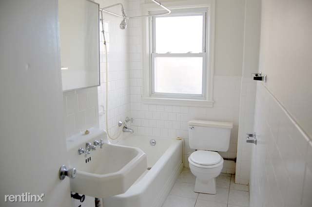 Building Photo - 1 br, 1 bath Condo - 167 Norwood Ave 3 Unit 3