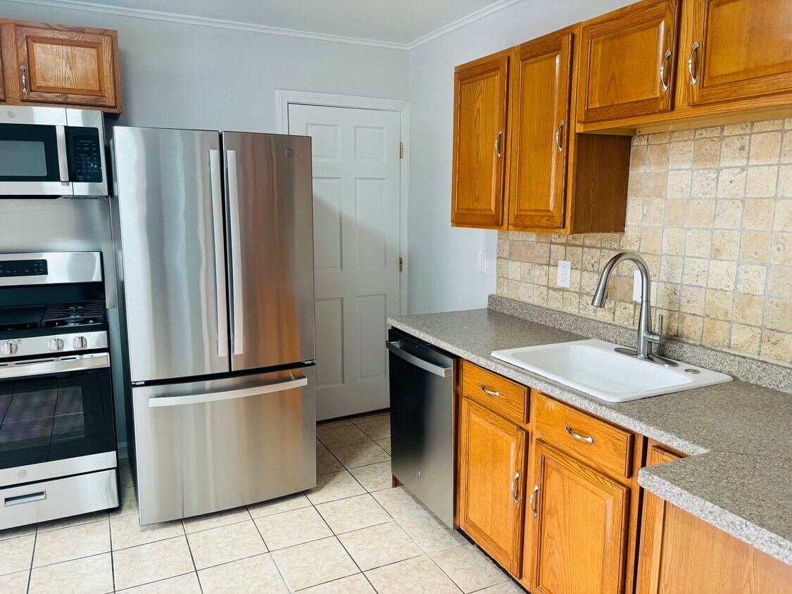Foto principal - 15 Ellsworth St