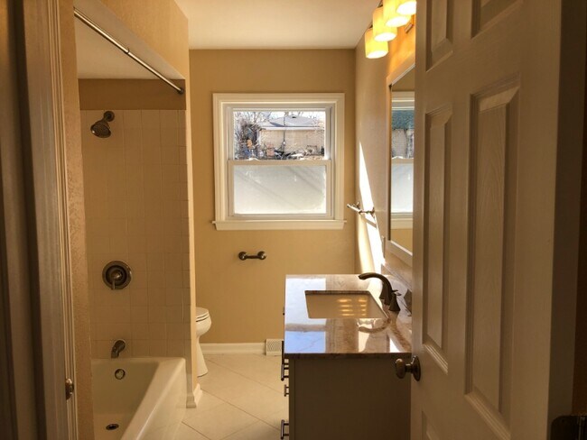 Foto del edificio - 3417 S 84th St