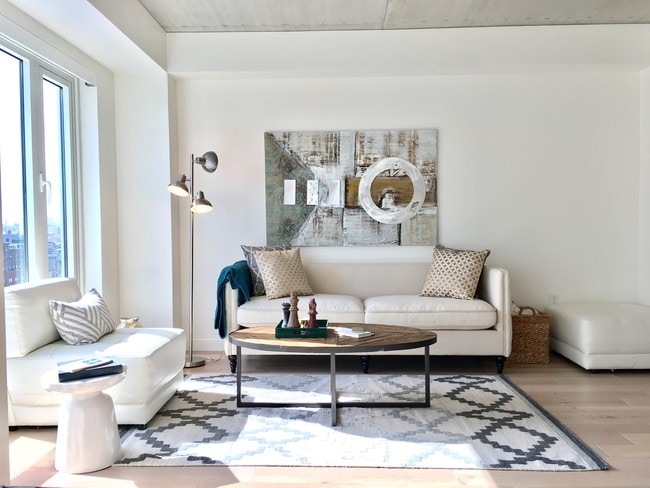 Building Photo - 266 E Berkeley St