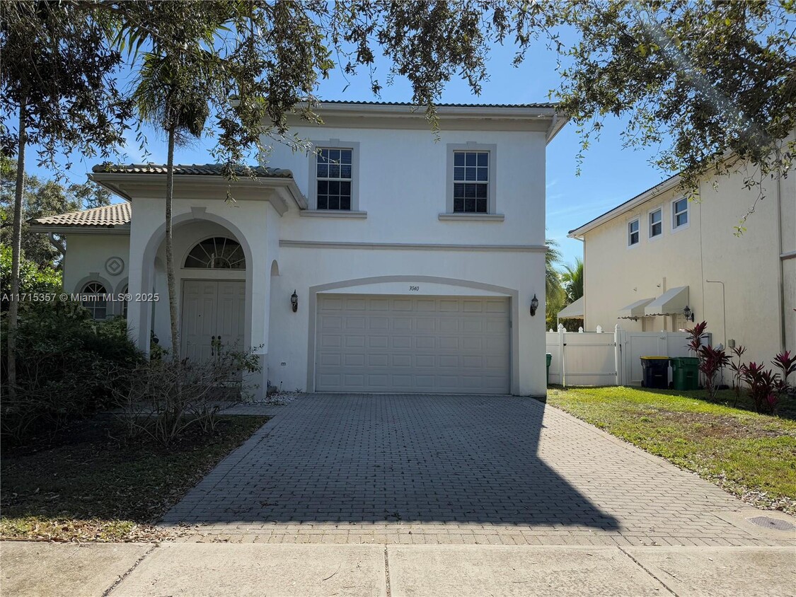 Foto principal - 3040 SW 44th St