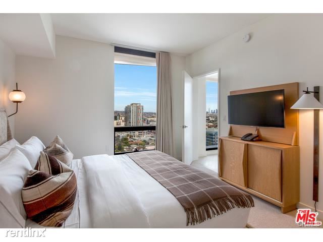 Foto del edificio - 1550 N El Centro Ave