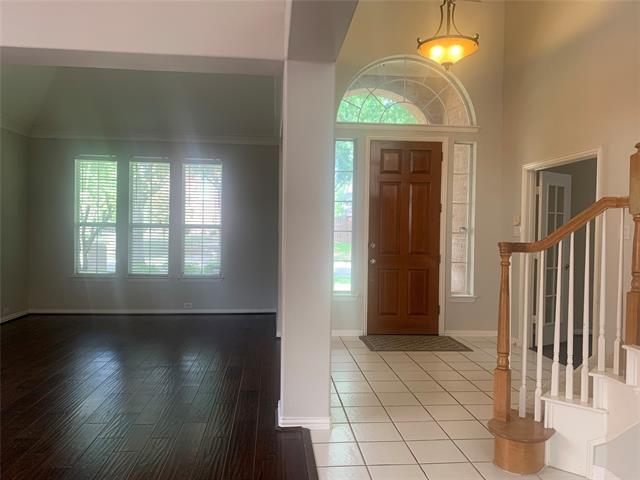 Building Photo - 8109 Lynores Way