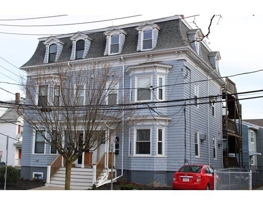 Primary Photo - 22 Lincoln St