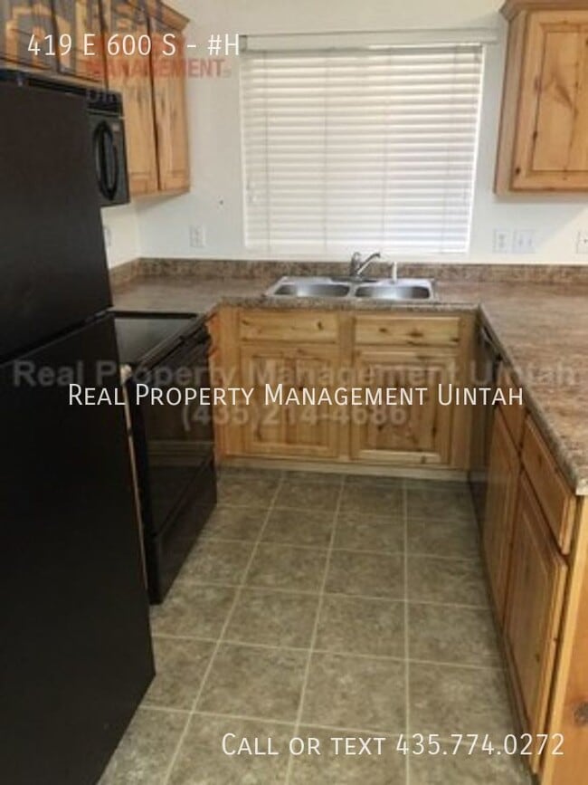 Building Photo - 419 E 600 S