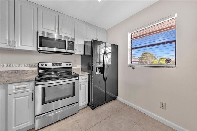 Foto del edificio - 10529 NW 10th St