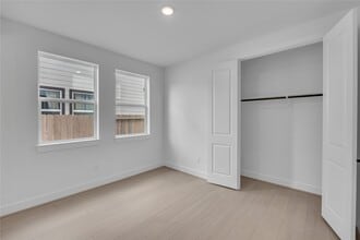 Building Photo - 4320 Avron Dr