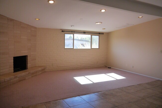 Building Photo - 6510 N Camino Arturo