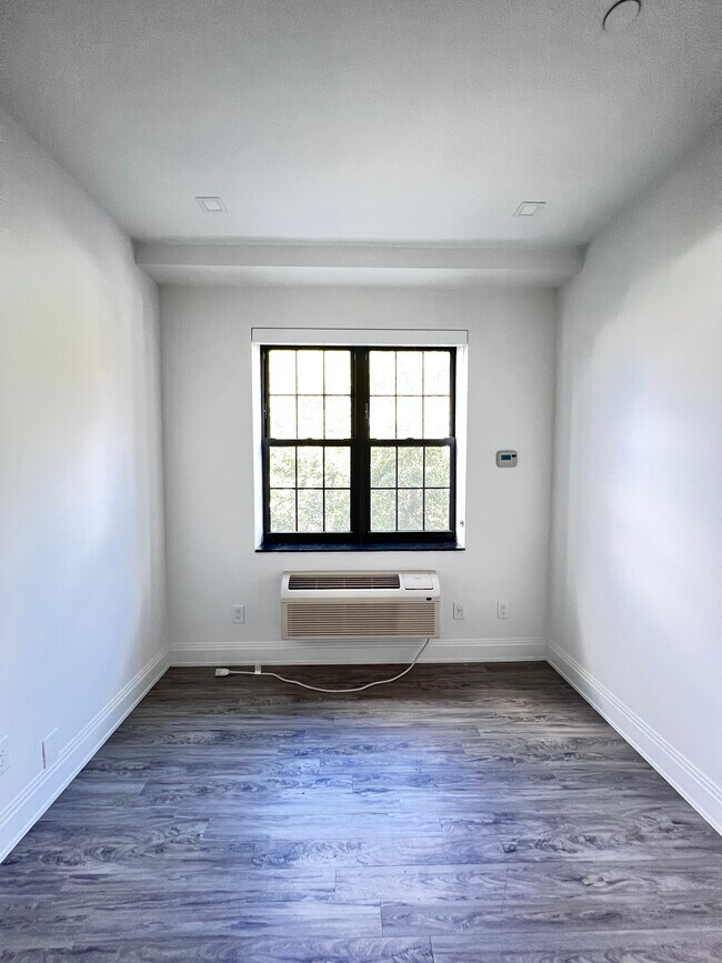 141 Alexander Ave Unit 4A, The Bronx, NY 10454 Apartment for Rent in