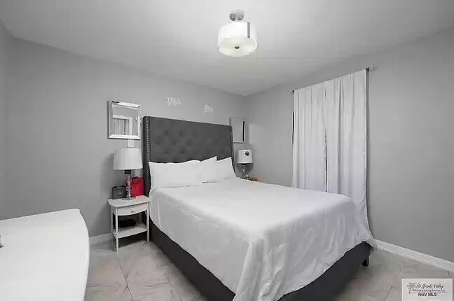 Foto del edificio - 2993 Alameda Dr