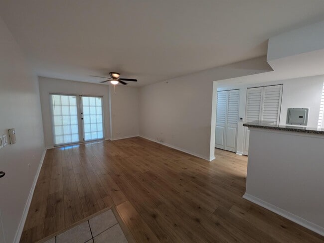 Building Photo - 5001 Wiles Rd