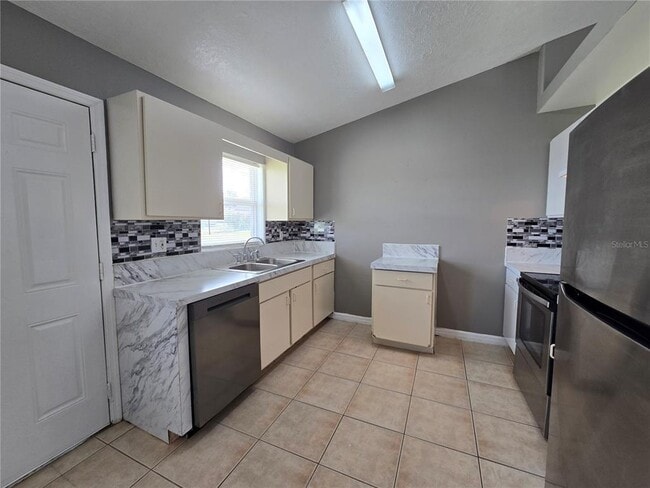 Foto del edificio - 3113 Julia Ct