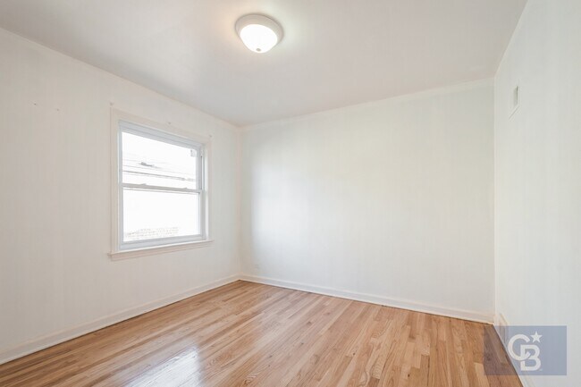 Foto del edificio - 6522 N Seeley Ave