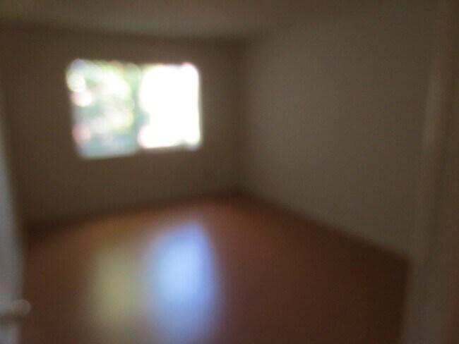 Foto del edificio - 10611 Moorpark St