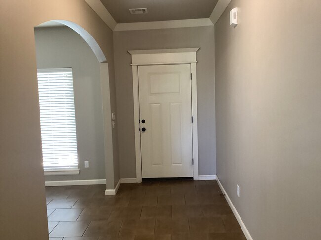 Foto del edificio - 8229 NW 140th St