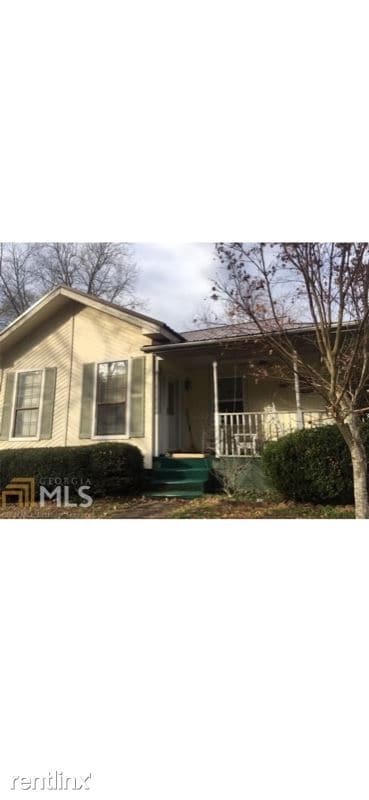 Primary Photo - 3 br, 1 bath House - 1 Camel St
