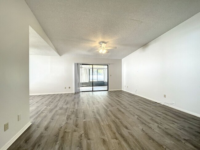 Building Photo - Beautiful 3 Bed/2 Bath home FOR RENT in Gr...