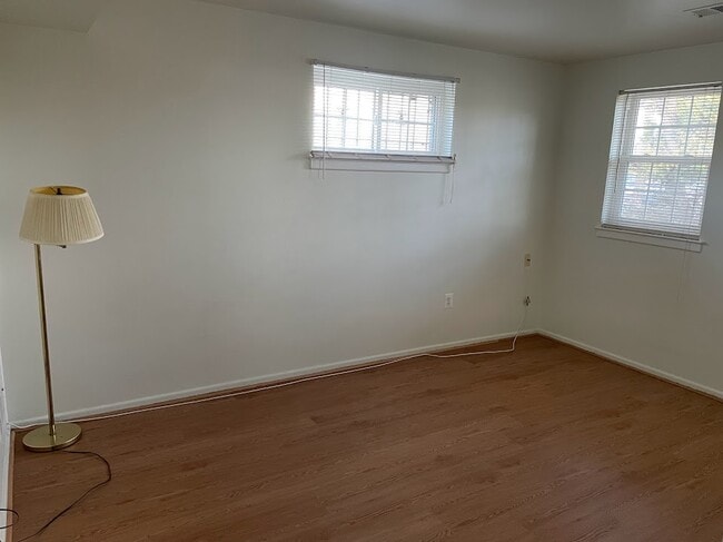 Building Photo - 9510 Lawnsberry Ter