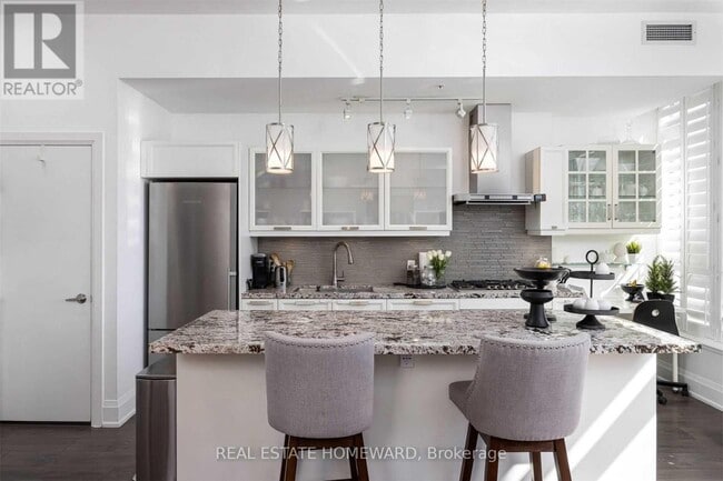 Photo du bâtiment - 2 Bellefair Ave