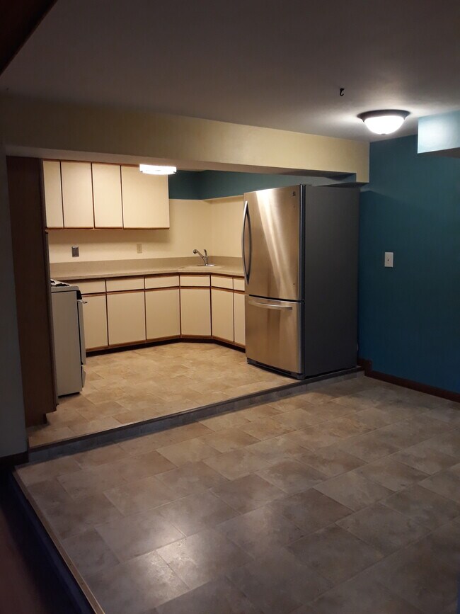 Kitchen - 30 Brouck Ferris Blvd