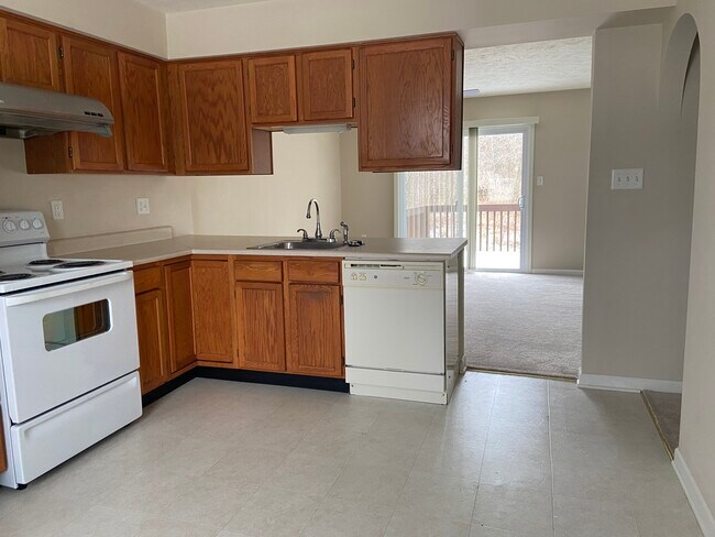Foto del edificio - 6438 Lindsey Ln