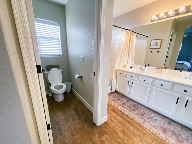 Foto del edificio - 14286 W Cora Ln