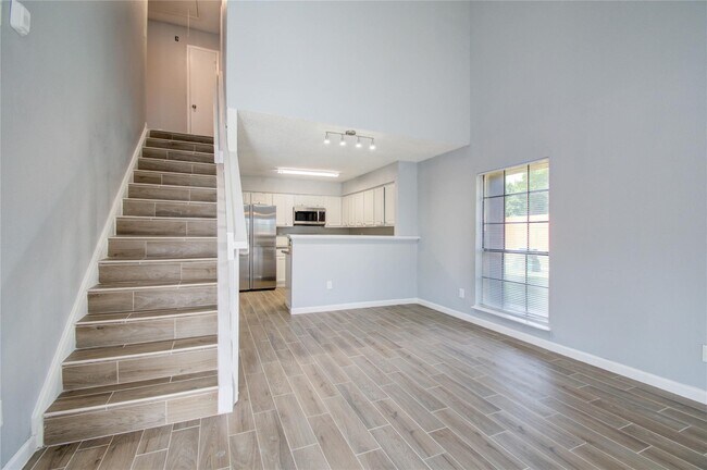 Foto del edificio - 810 Dunson Glen Dr