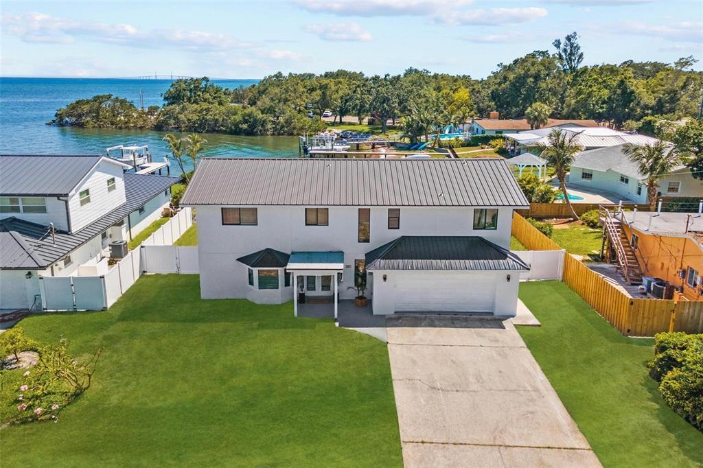 Foto principal - 380 Colony Point Rd S