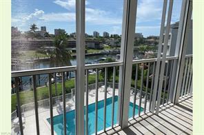 Foto principal - 900 Collier Ct