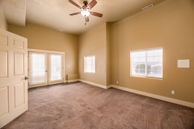 Building Photo - Spacious Basement Apt in Lindon!