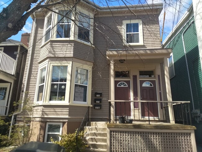 Building Photo - 1570 Walnut St