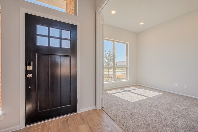 Building Photo - 4046 Colony Ln