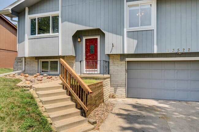 Building Photo - 13522 Birchwood Ave