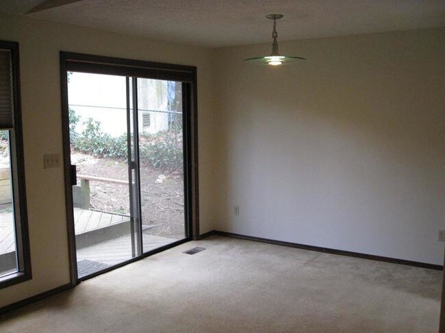 Building Photo - 11514 SW 53rd Ave