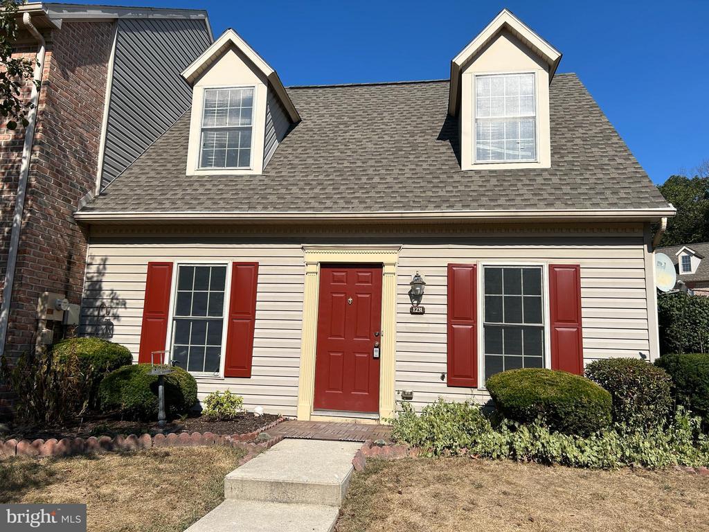 Foto principal - 1231 Timber View Dr