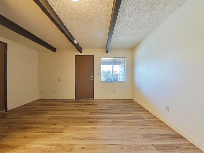 Building Photo - Studio ~ North Corvallis ~ Cat Friendly