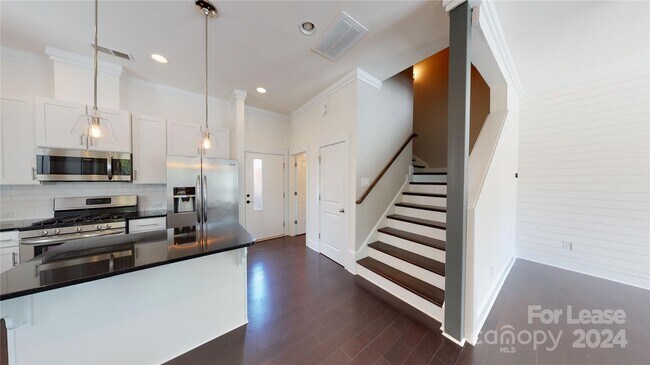 Foto del edificio - 930 Steel House Blvd