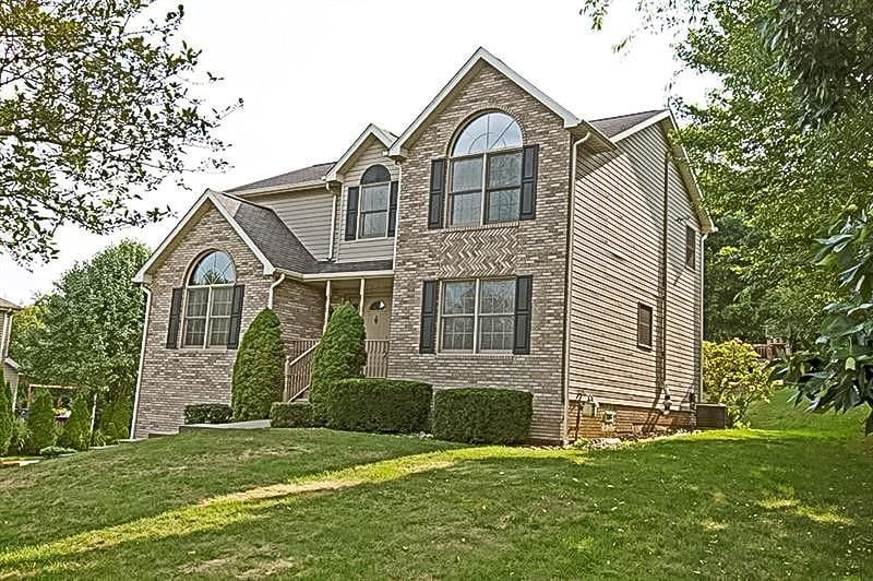 607 Golden Ridge Ct, Cranberry Township, PA 16066 House Rental in