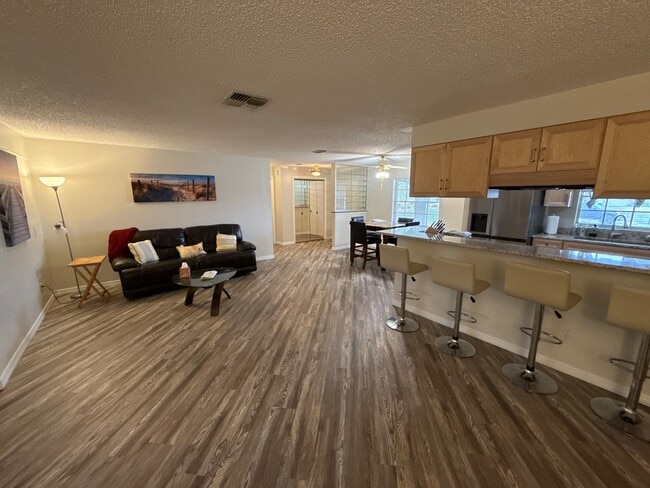 Foto del edificio - 11675 W Dixie Shores Dr