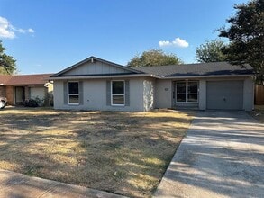 Building Photo - 1418 Homestead Pl