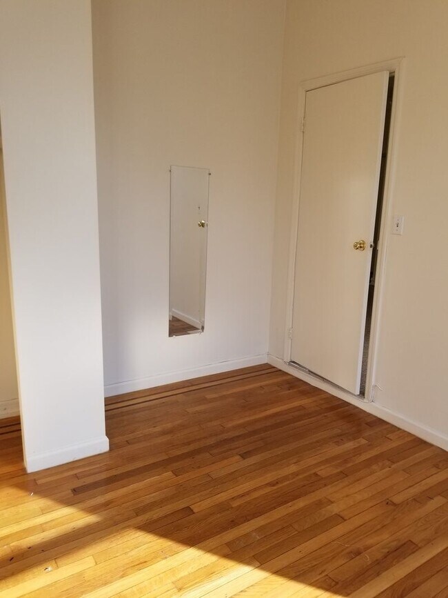 Foto del edificio - 2274 2nd Ave