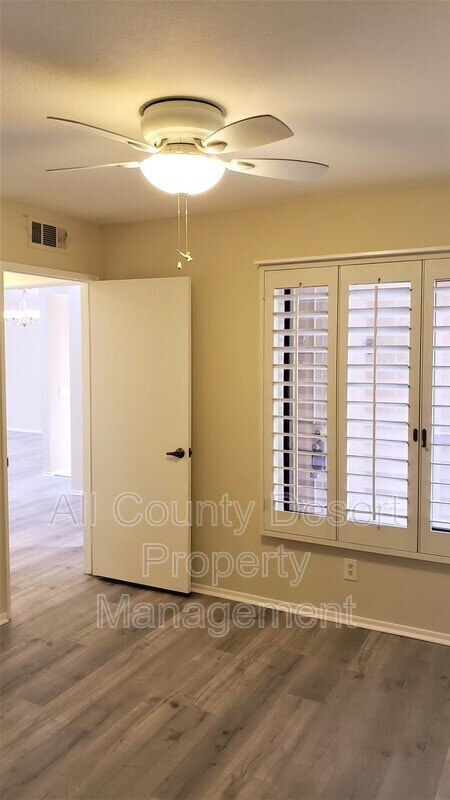 Building Photo - 41705 Navarre Ct